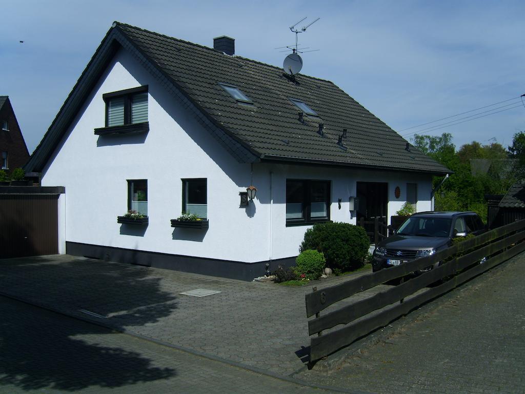 Ferienwohnung Leichlingen Chambre photo